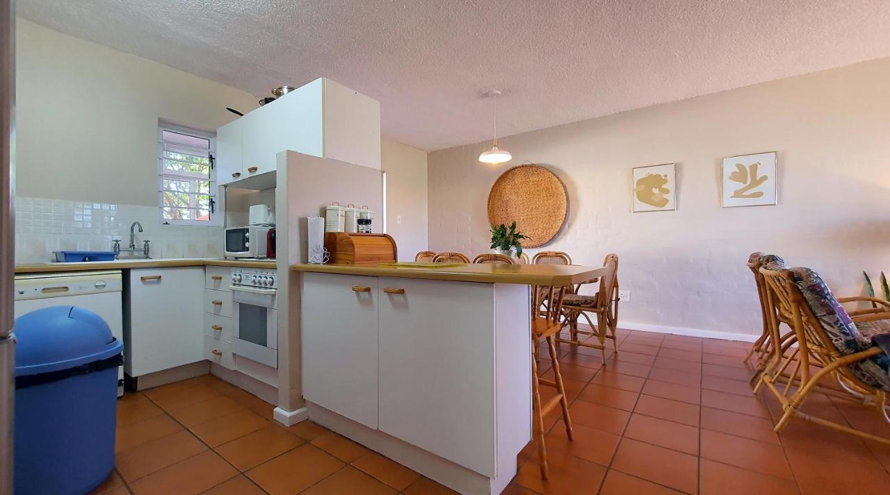 Escape To Paradise: Beachside Apartment Jeffreys Bay Exterior foto