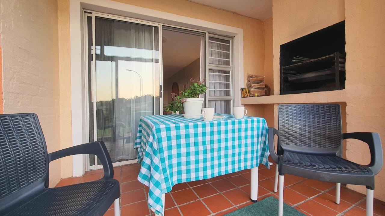 Escape To Paradise: Beachside Apartment Jeffreys Bay Exterior foto