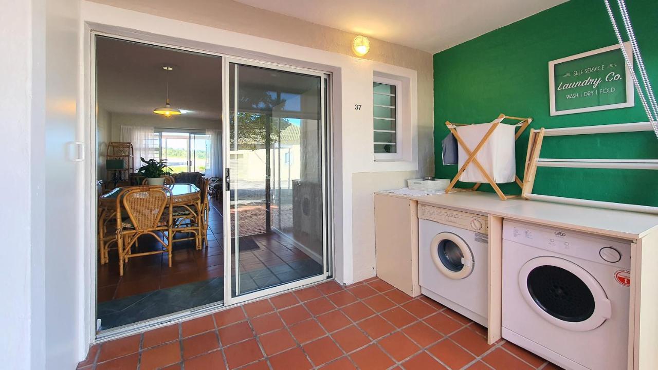 Escape To Paradise: Beachside Apartment Jeffreys Bay Exterior foto